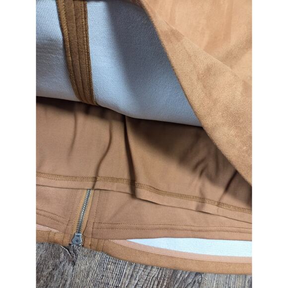 Toccin NY NWT Faux Suede Short-sleeve Dress In Cognac Plus Size 22 - Picture 2 of 7